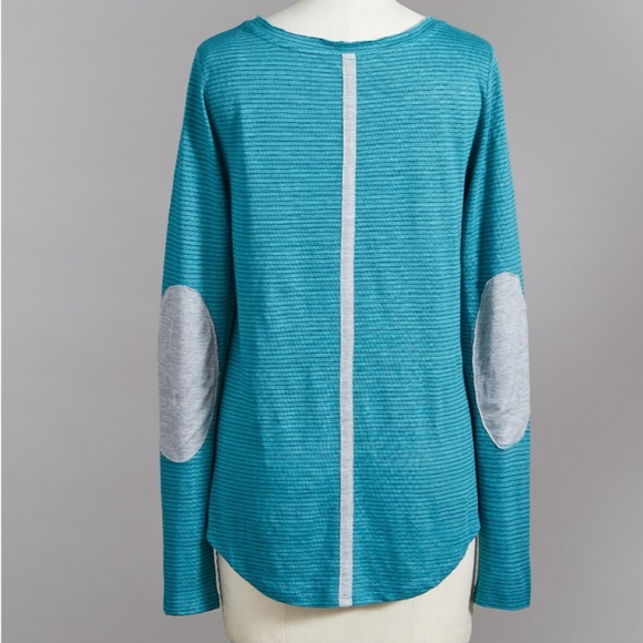 🆕🌿SUNDANCE ELBOW PATCH TOP🌿 - Picture 2 of 3